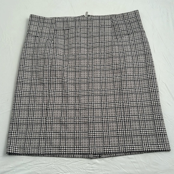 MICHAEL Michael Kors multicolor gray white black plaid stretch pencil skirt - Picture 4 of 12